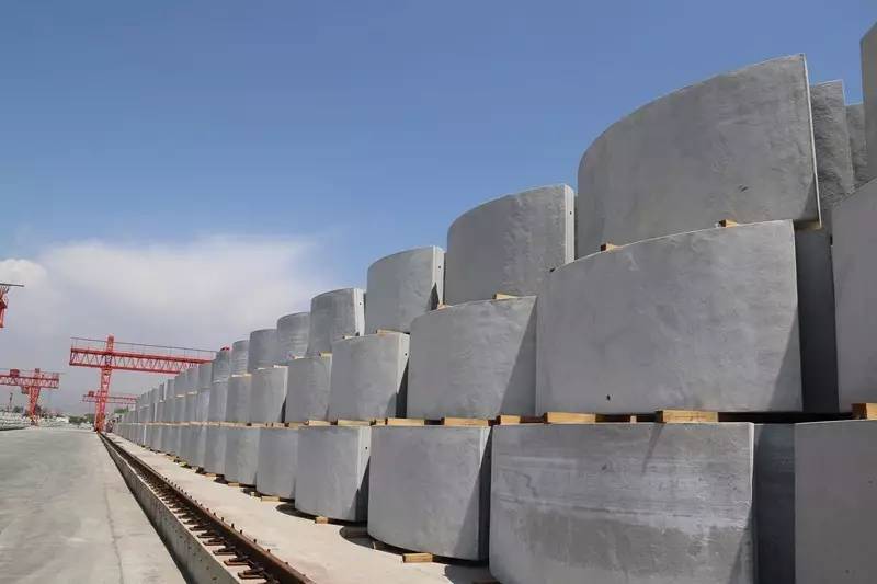 呼市地铁管片厂夏季施工正当时 以高效建设为城市动脉“强筋健骨”